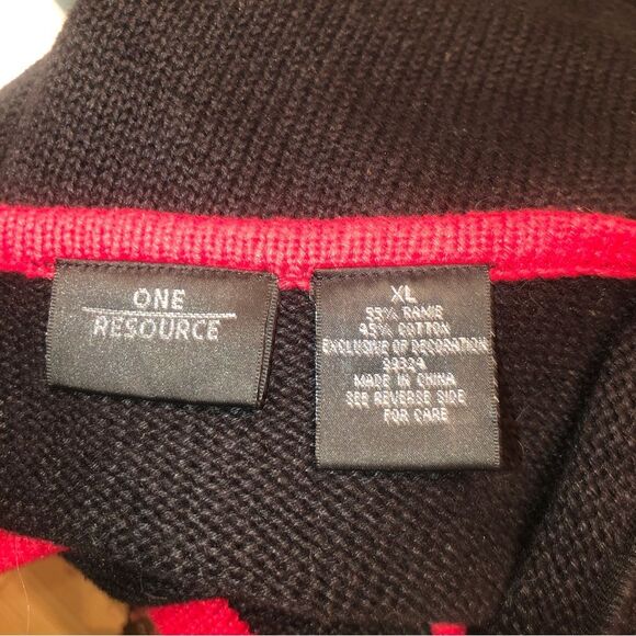 Christmas Cabins at Night Size XL Tacky Ugly Holiday Zip Cardigan Sweater Pom - Picture 3 of 9